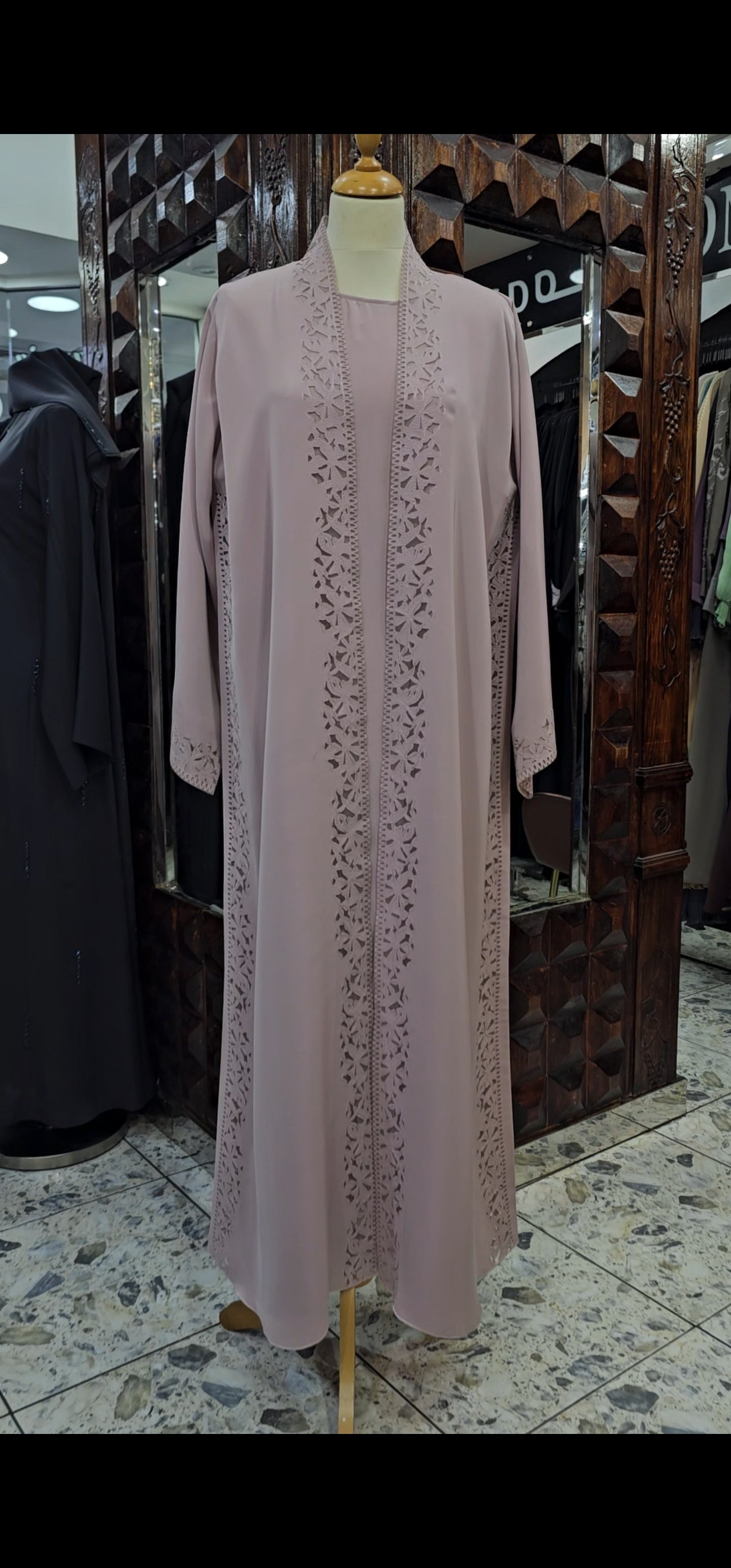 Rose laser cut abaya