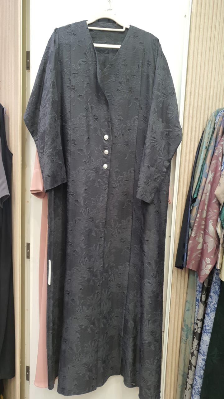 Black abaya