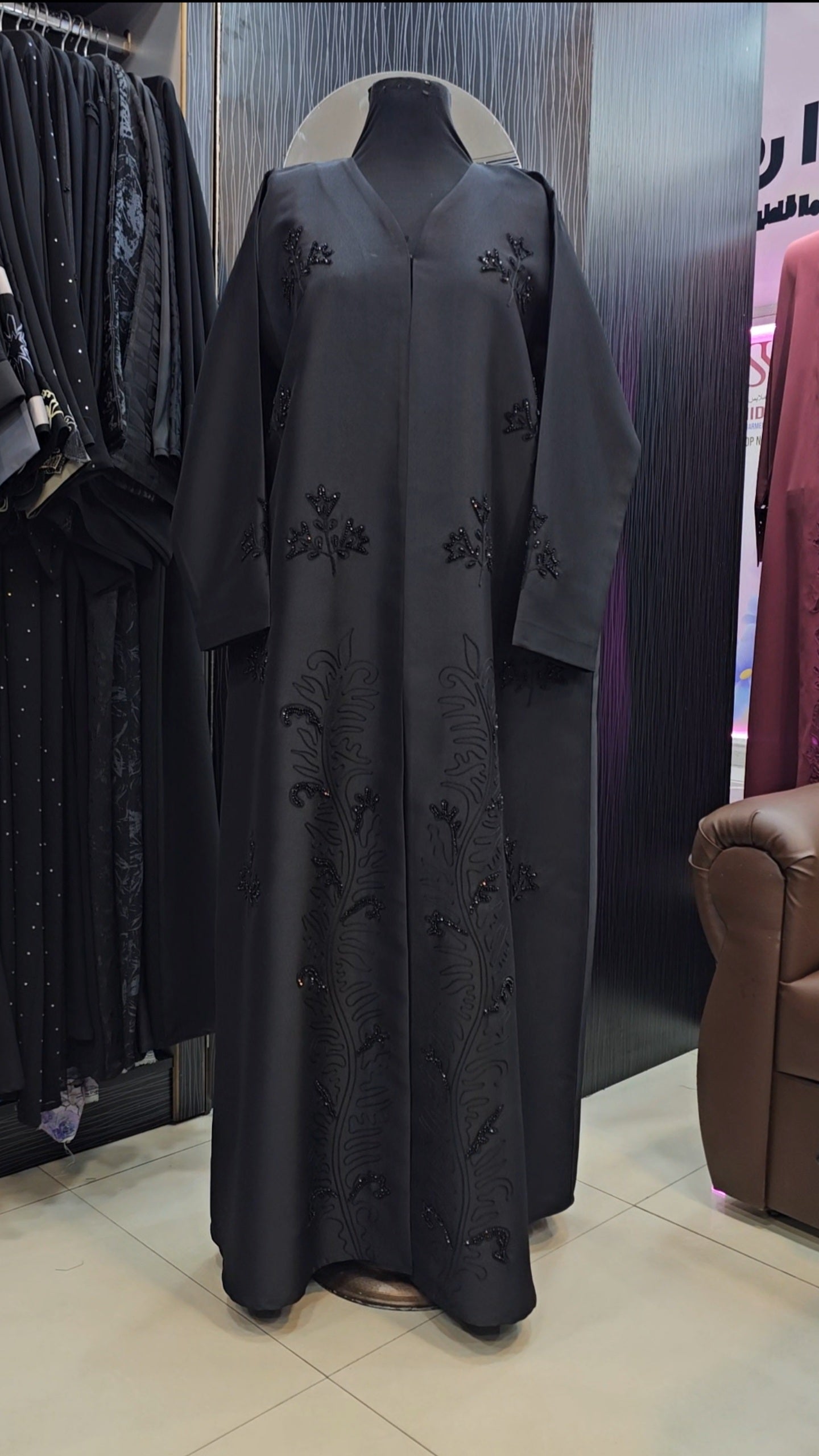 Black design abaya